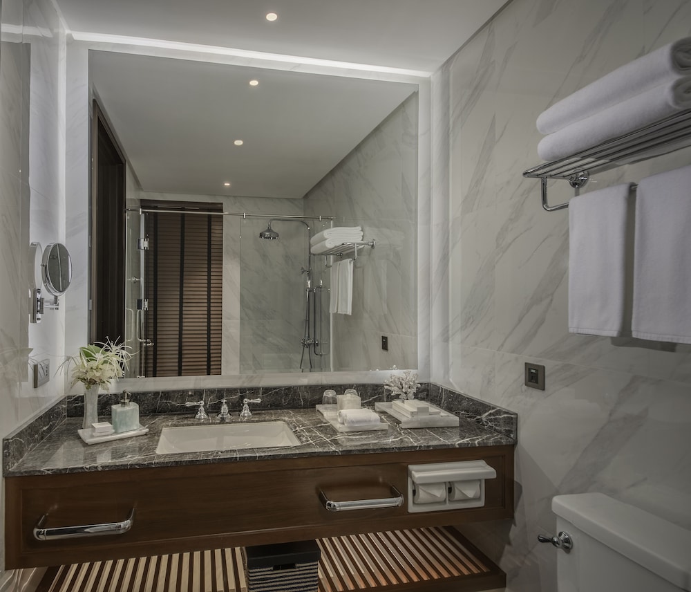 Deluxe Room, 2 Double Beds, Oceanfront - Photo 3