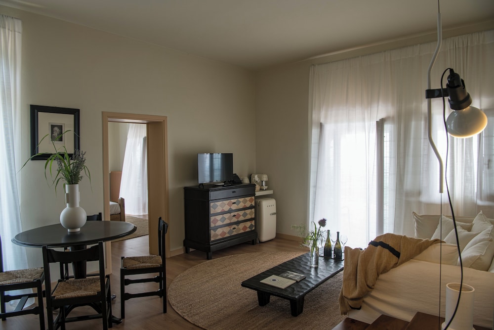 Junior Room photo 2