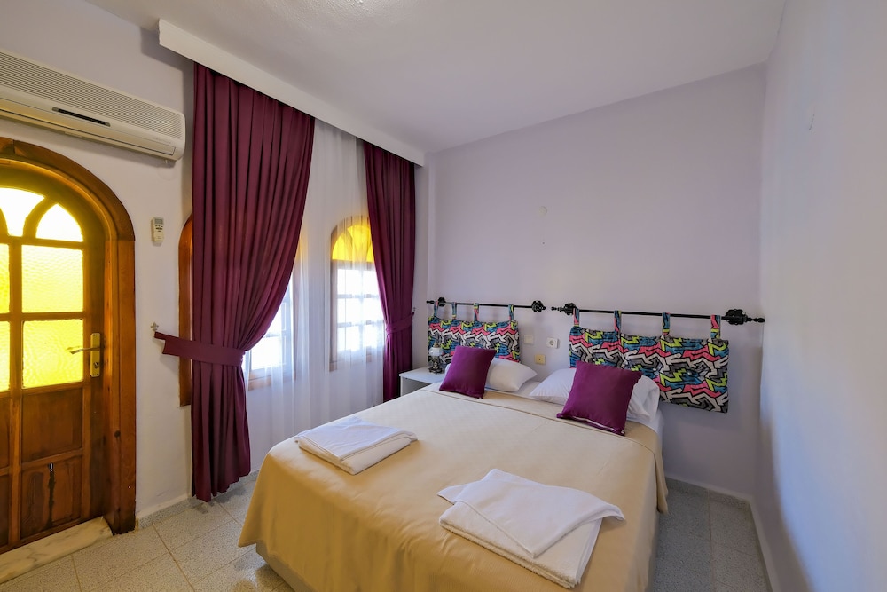 Superior Double Room, Balcony - Photo 14