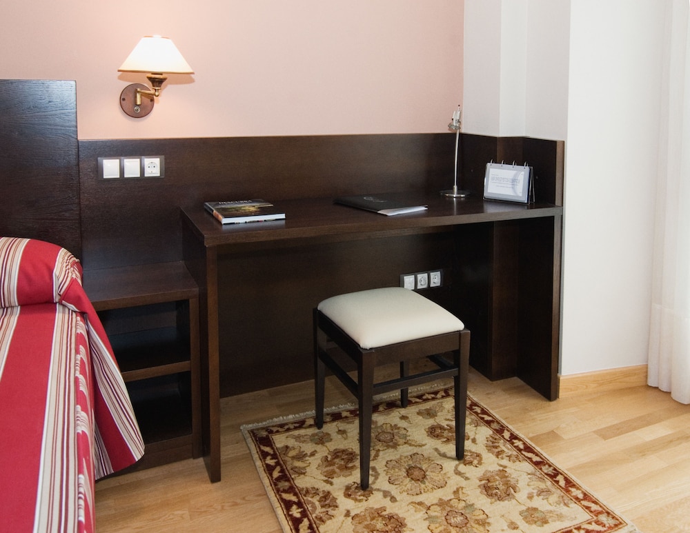 Double Room - Photo 1