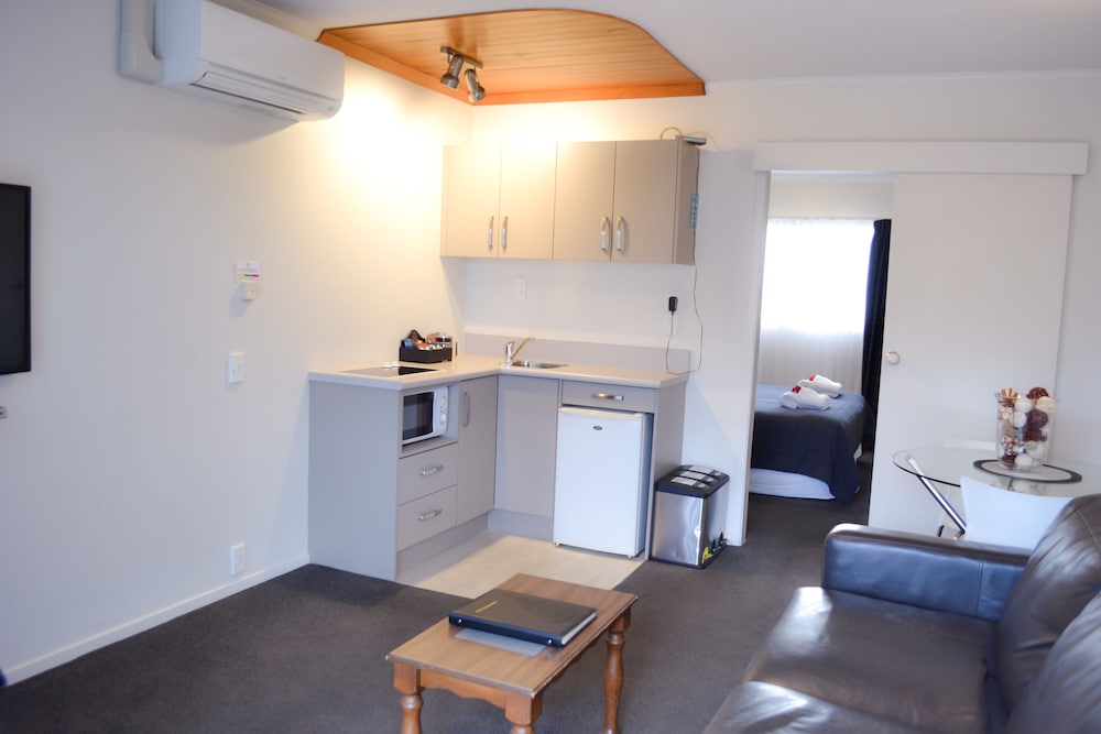 Standard Room, 1 Bedroom, Non Smoking, Kitchenette (Unit,  6,7) photo 3