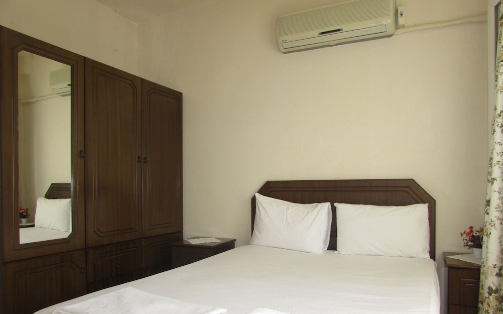 Standard Triple Room, 2 Bedrooms, Mountain View photo 3