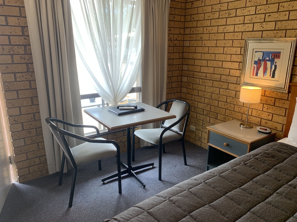 Standard Room, Non Smoking (Standard Double) photo 2
