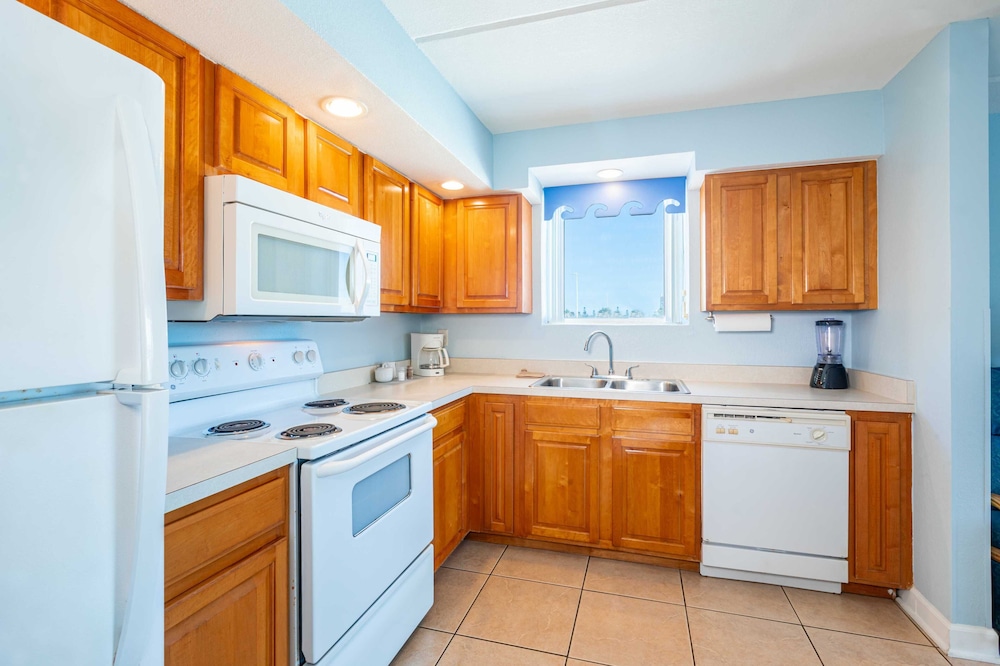 Condo, 1 Bedroom, Ocean View photo 3