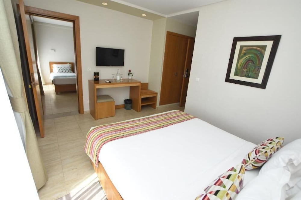 Standard Double Or Twin Room - Photo 7