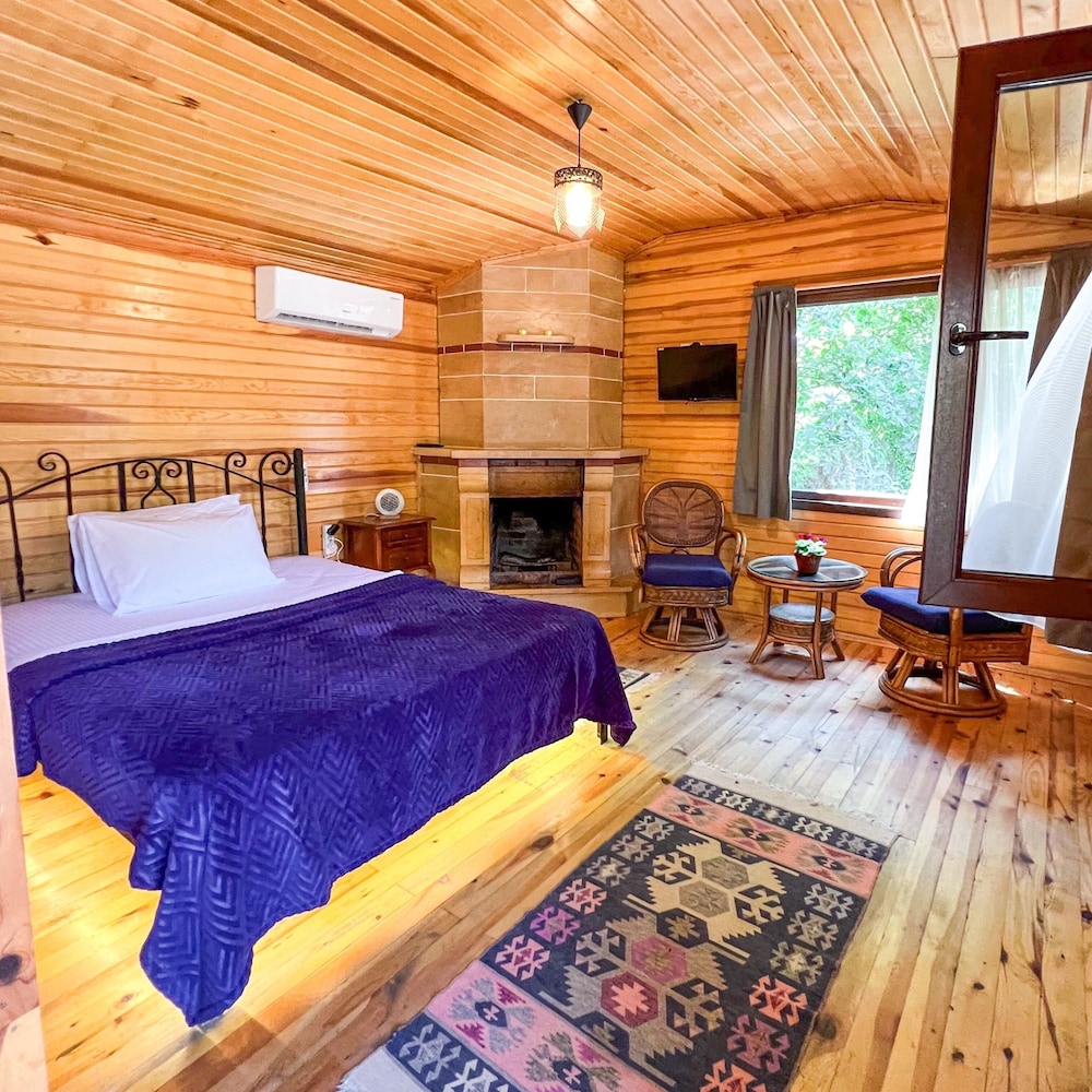 Deluxe Bungalow, 1 Bedroom, River View photo 1