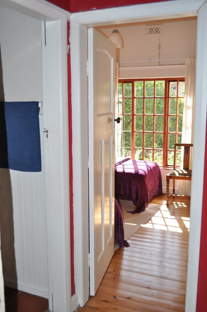 Ground Level Twin Room