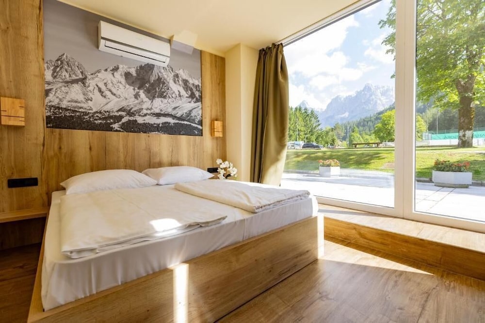 Deluxe Double Room, Mountain View photo 3