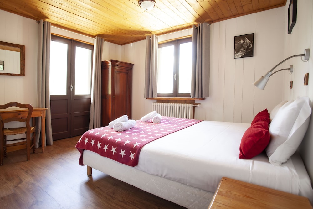 Superior Double Room, 1 Double Bed, Mountain View