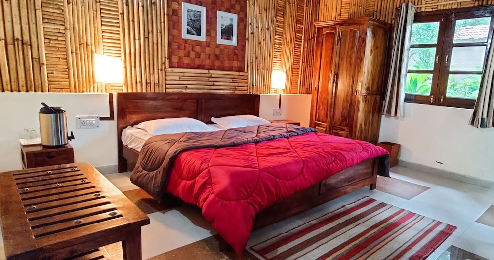 Deluxe Room - Photo 8