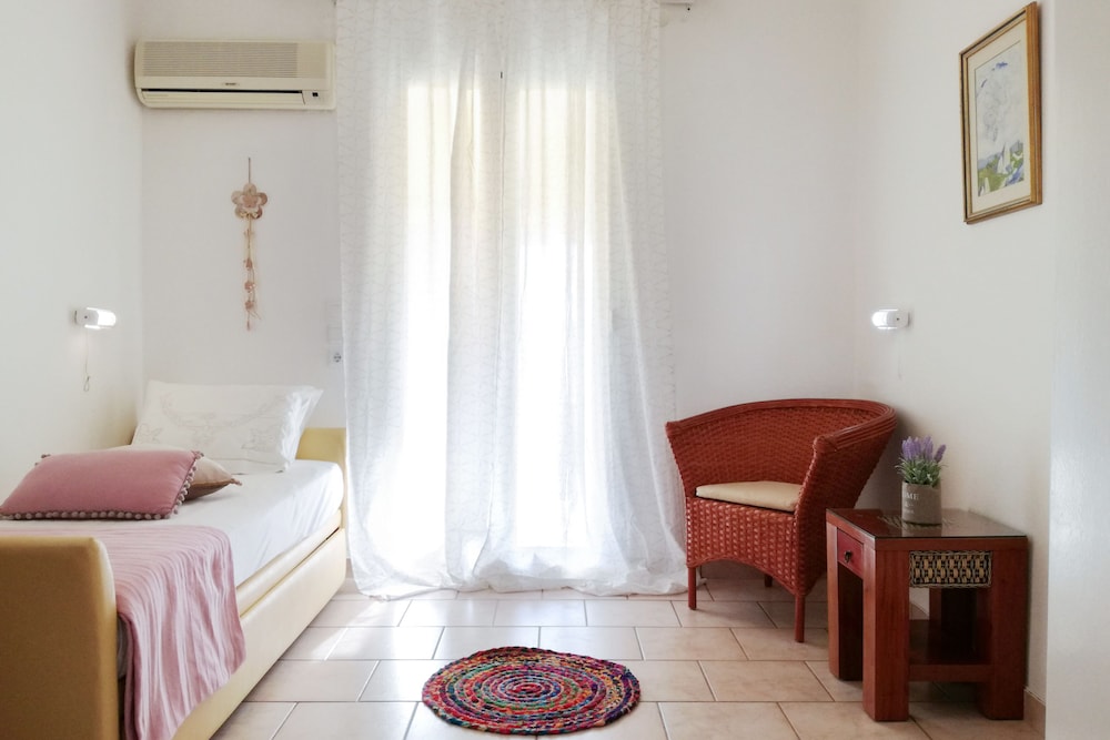 Classic Room, Garden View photo 2