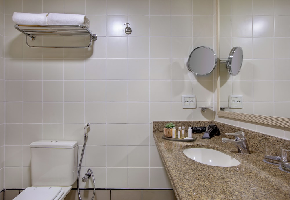 Standard Twin Room - Photo 6