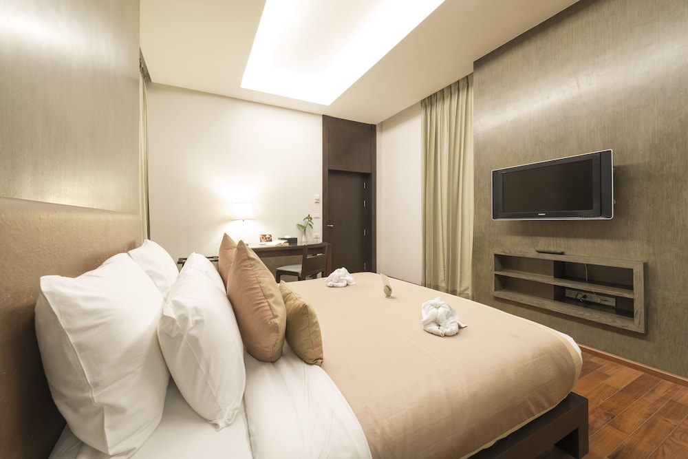 Three Bedroom Suite Pool Villa with Free Minibar - Photo 5