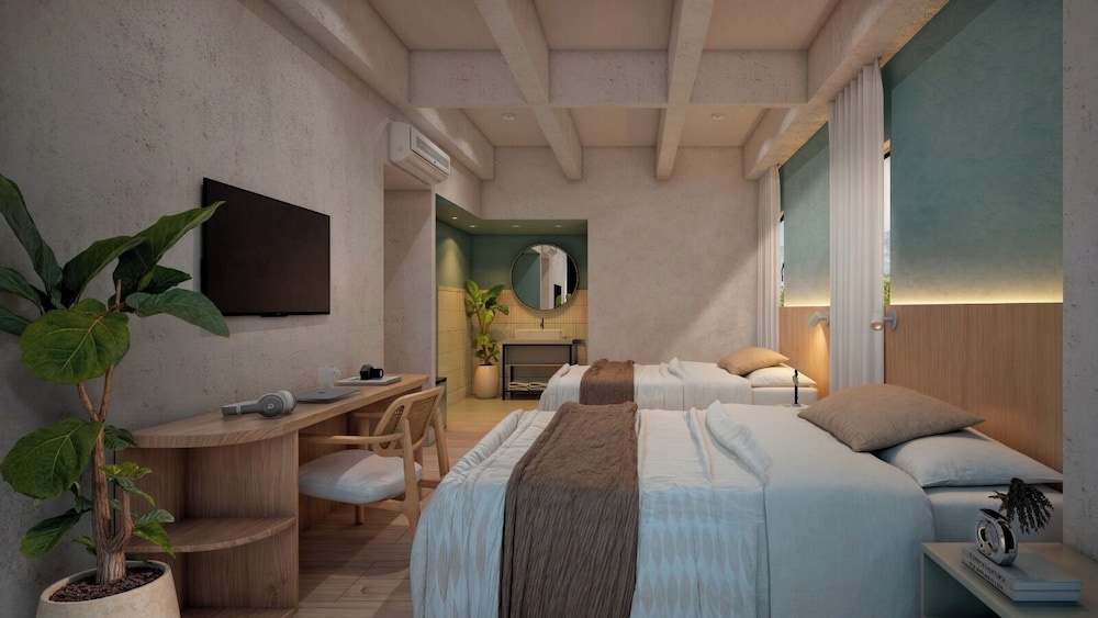 Deluxe Twin Room, City View