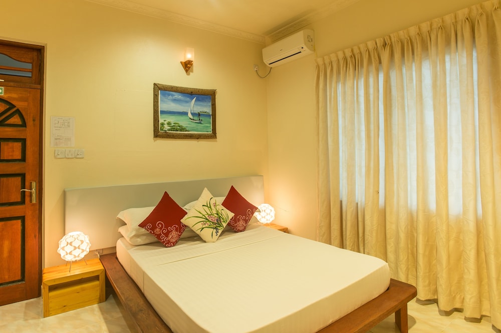 Premium Room, 1 Queen Bed, Garden View