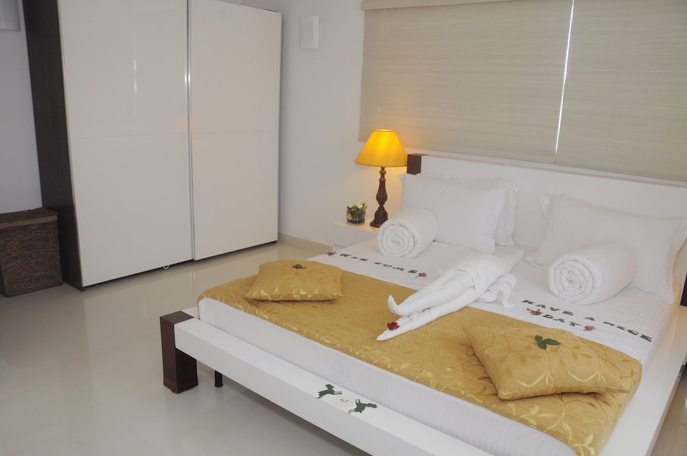 Deluxe Suite, 2 Bedrooms, Beach View