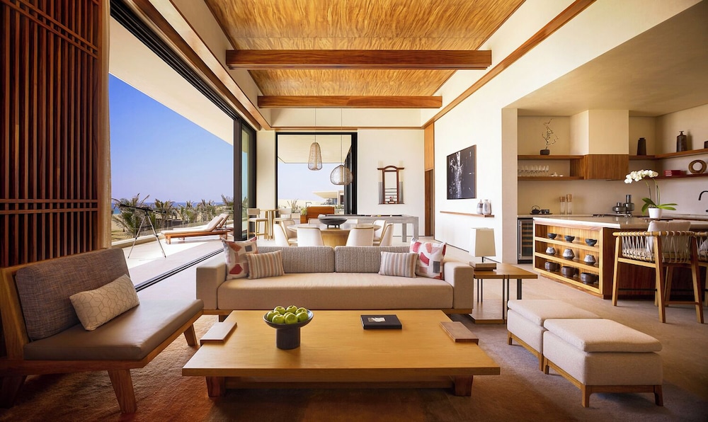 Suite, Oceanfront (nobu)