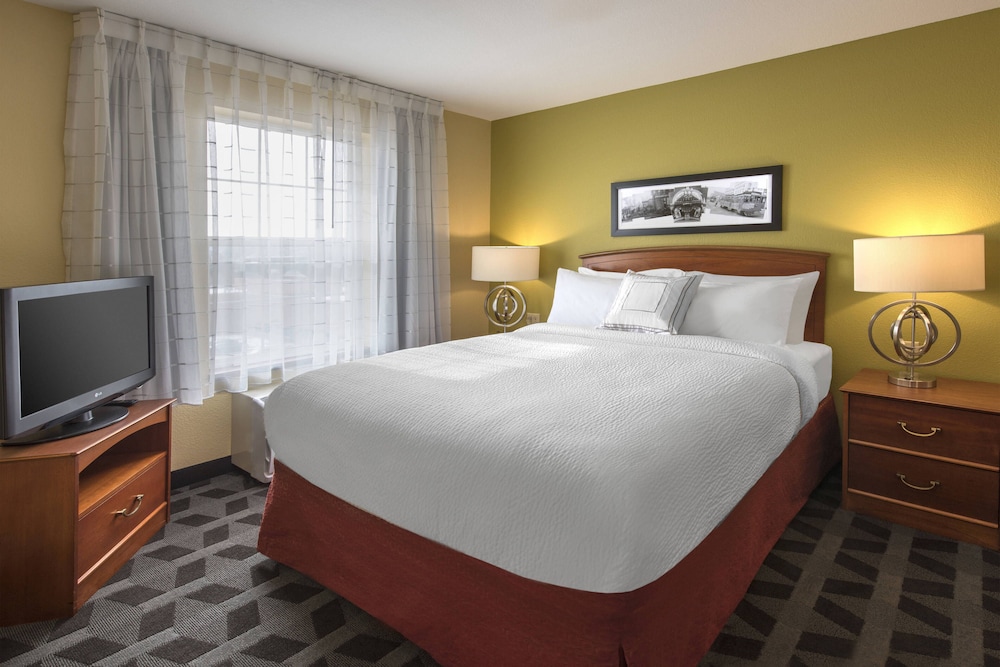 Suite, 1 Bedroom (Mobility Accessible, Tub) photo 2