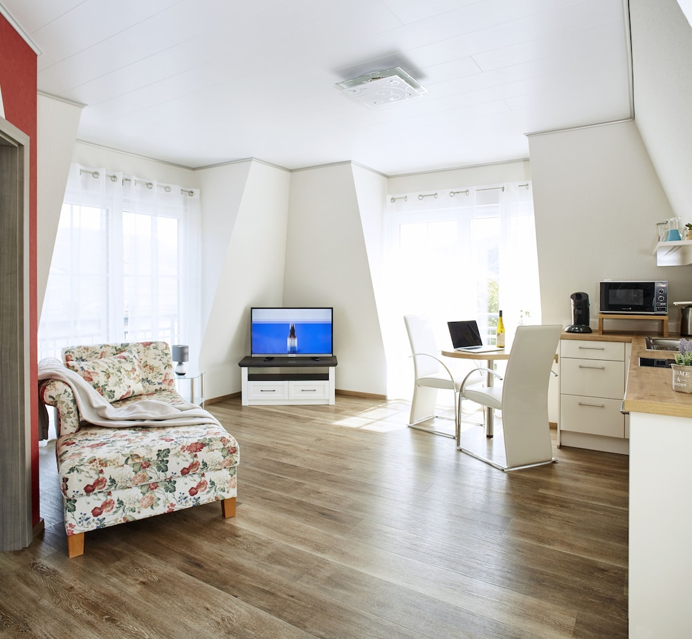 Deluxe Apartment