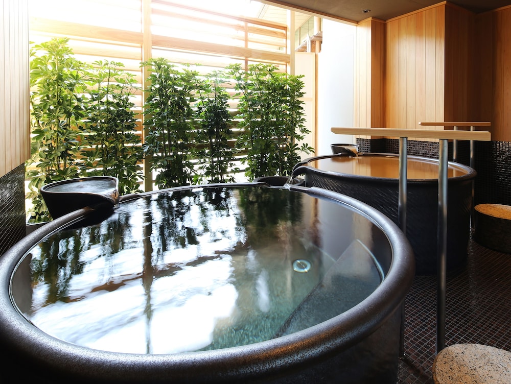 Japanese Western Suite Atago W/2 Open Air Bath, Non Smoking - Room Only
