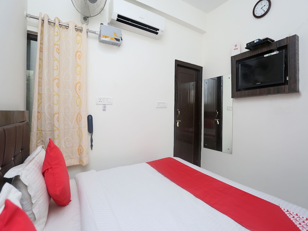 Double Room, 1 Queen Bed photo 3