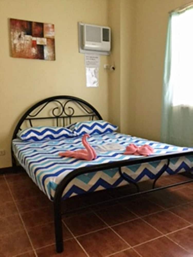 Room 7, Private Bathroom