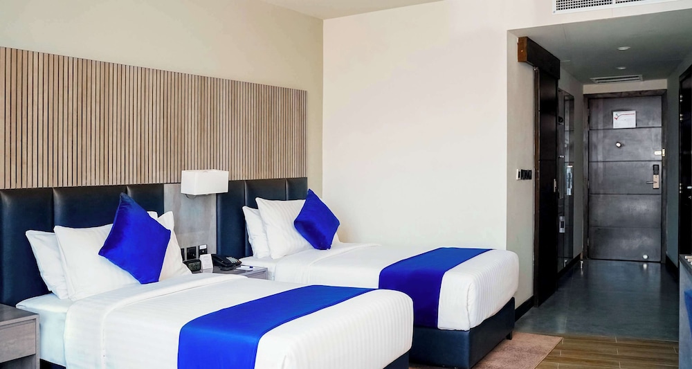 Deluxe Room, 2 Twin Beds, Non Smoking