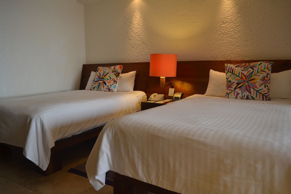 Deluxe Grand Two Beds - Photo 4