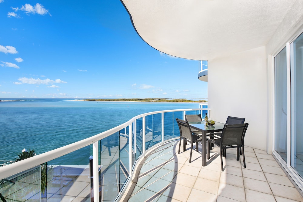 Penthouse, 2 Bedrooms, Hot Tub, Ocean View