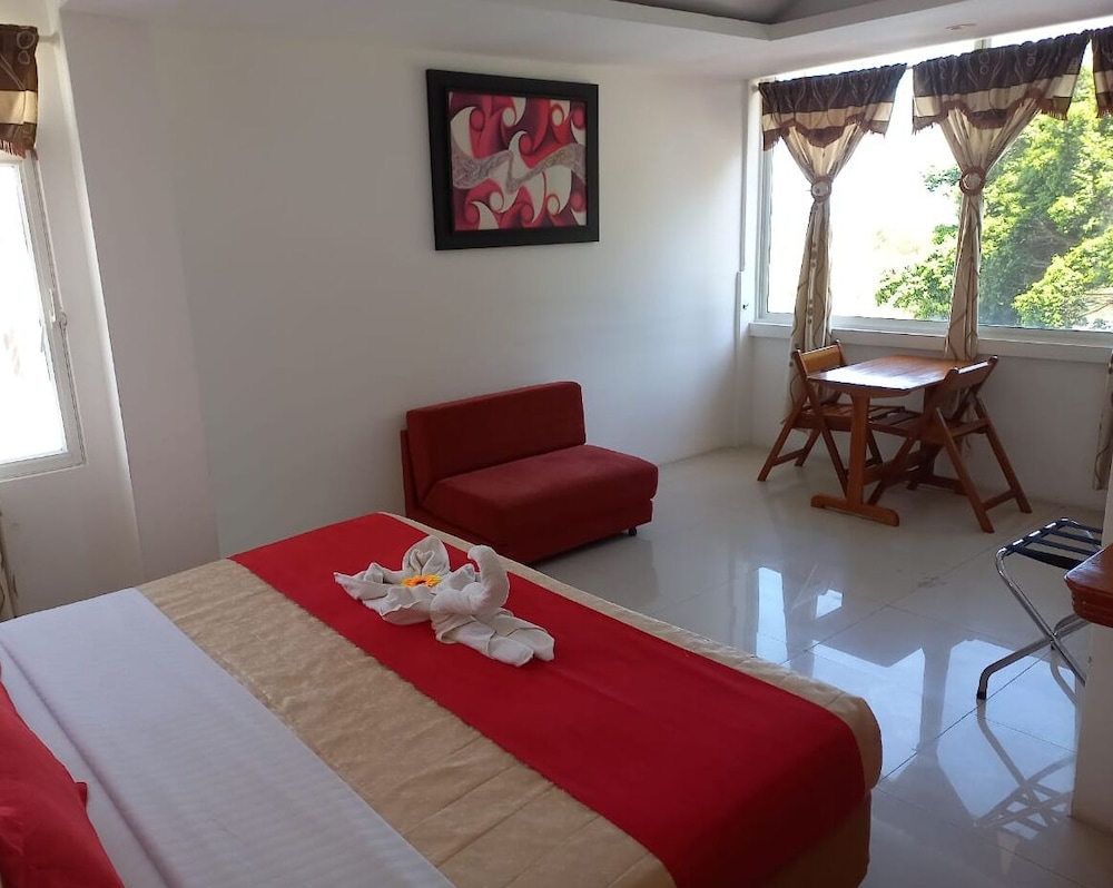 Economy Room, 1 Queen Bed, Private Bathroom photo 1