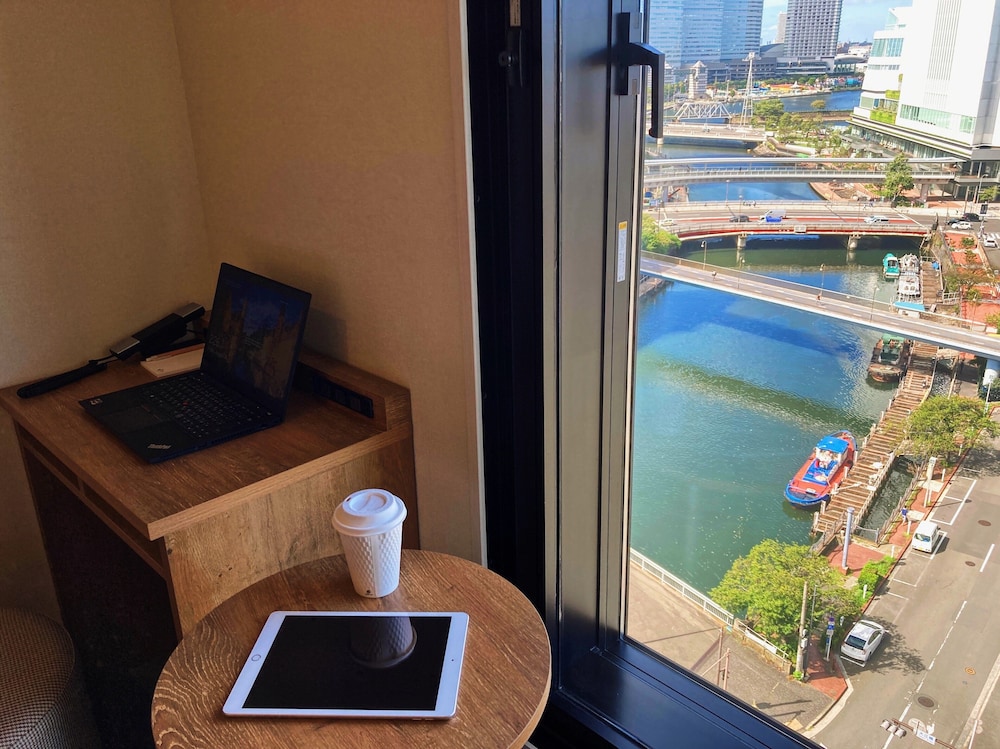 Superior Plus Twin, Non Smoking (Minato Mirai 21 View) - Photo 2