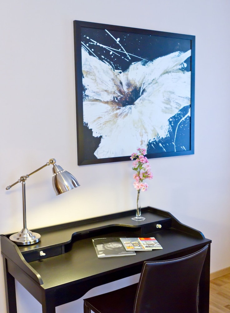Superior Double Room, Private Bathroom, City View - Photo 13