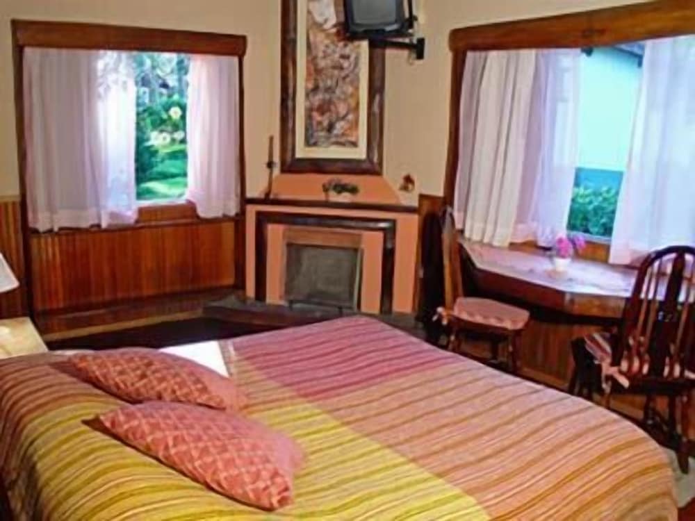 Standard Chalet