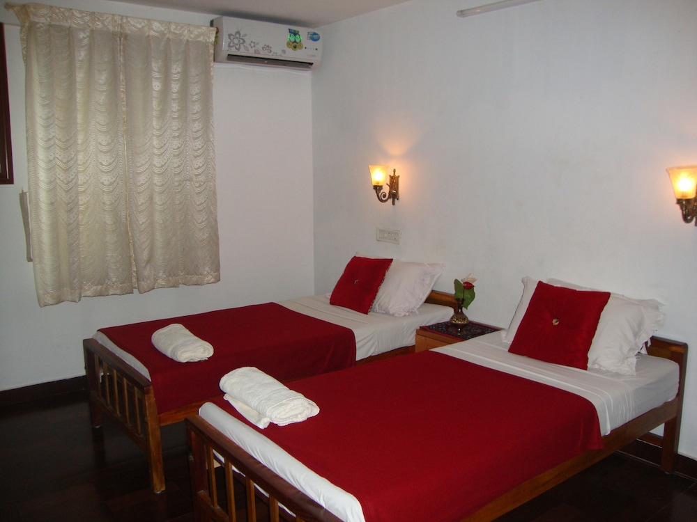Standard Double Room photo 1