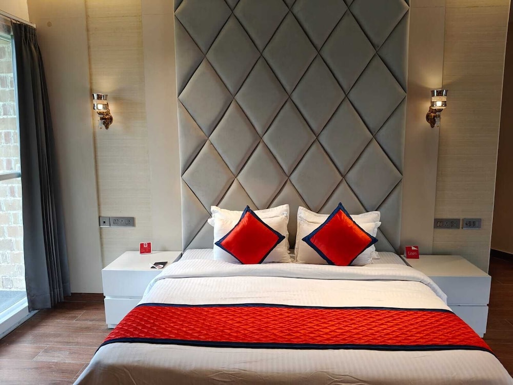 Classic Double or Twin Room