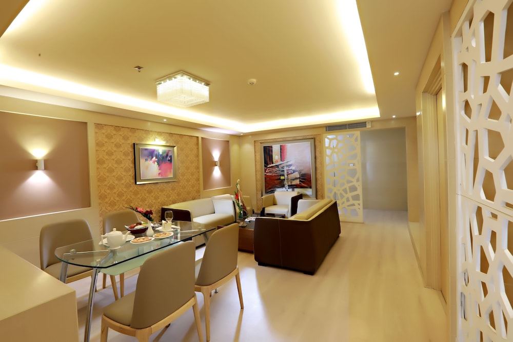 Presidential Suite, Non Smoking photo 3