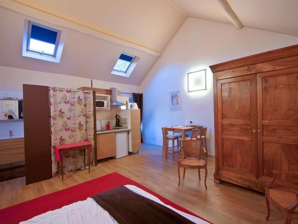 Studio, Ensuite (Studio 3 rue Chantemerle) photo 3