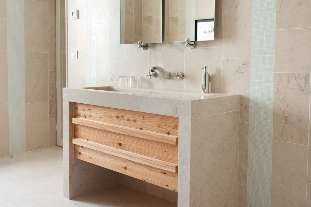 Comfort Suite (Ocre Rouille) photo 2