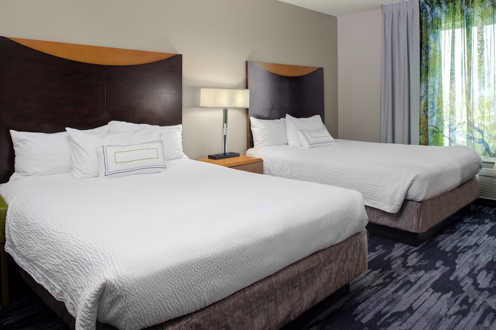 Room, 2 Queen Beds - Photo 2