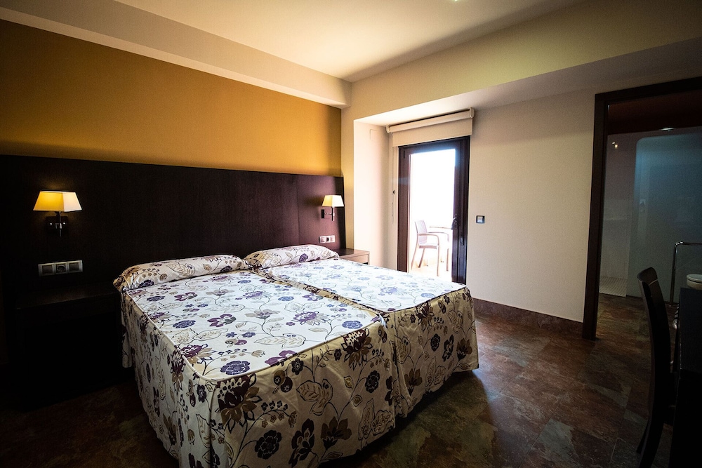 Habitación Doble o con Dos Camas