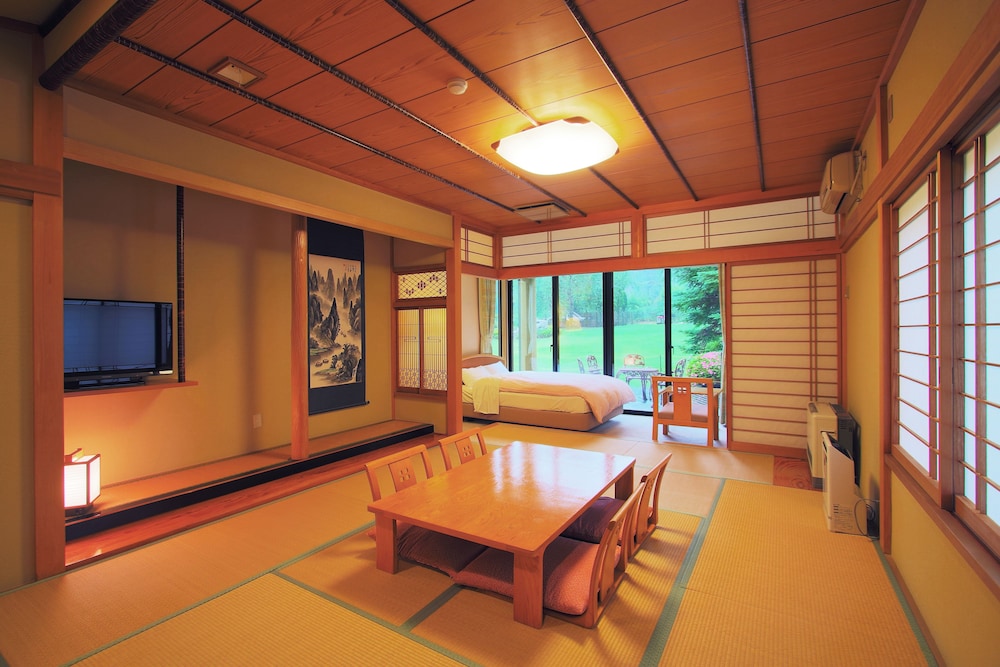 Superior Family Room (103) - Photo 1