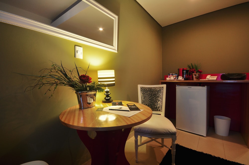 Executive Suite, Non Smoking photo 3