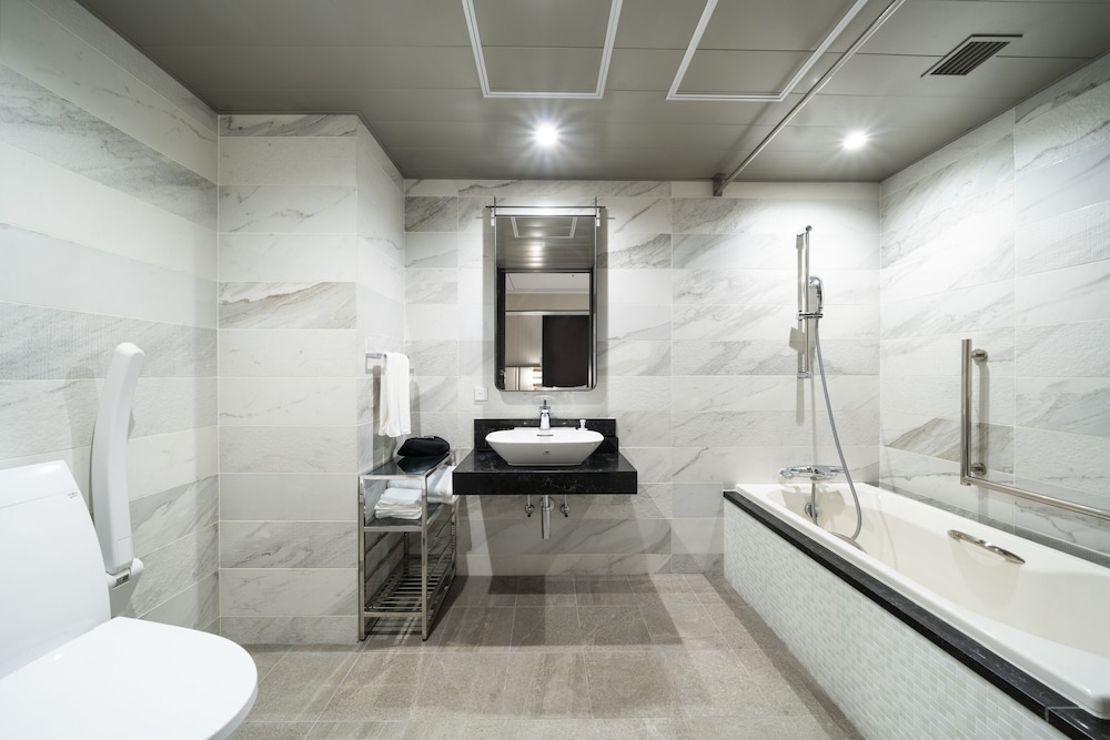 Deluxe Twin Room Universal, Non Smoking(Room capacity: 2 pax over 6 years old, 2 pax 0-5 years old)