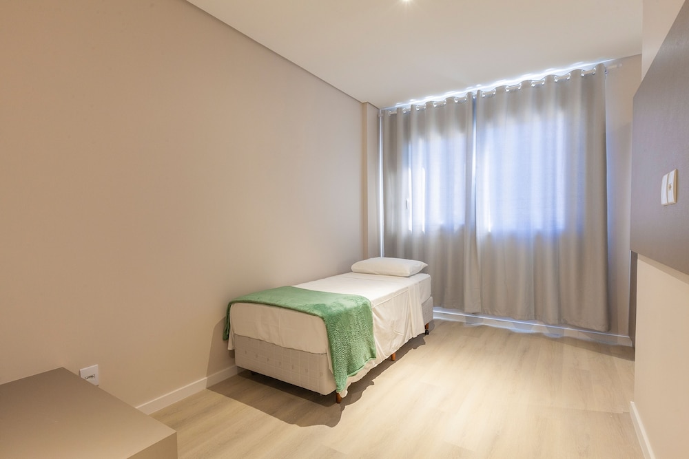 Deluxe Triple Room photo 3