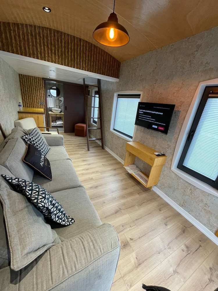 Lagoon Tiny House