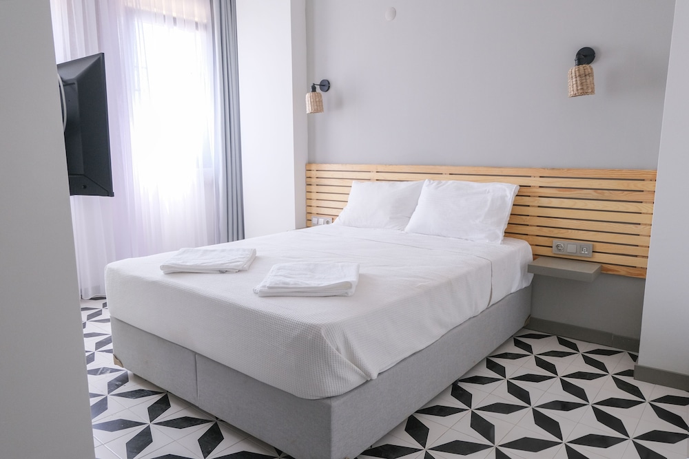 Junior Double Room,( Yuksek Giris,High Entrance) photo 1