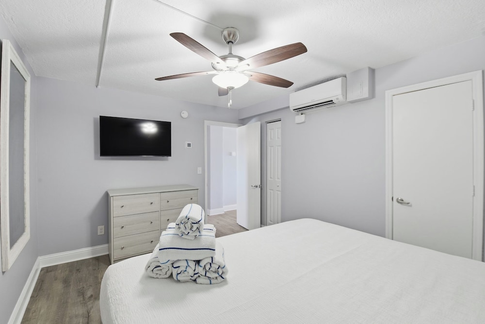 Premium Condo photo 3
