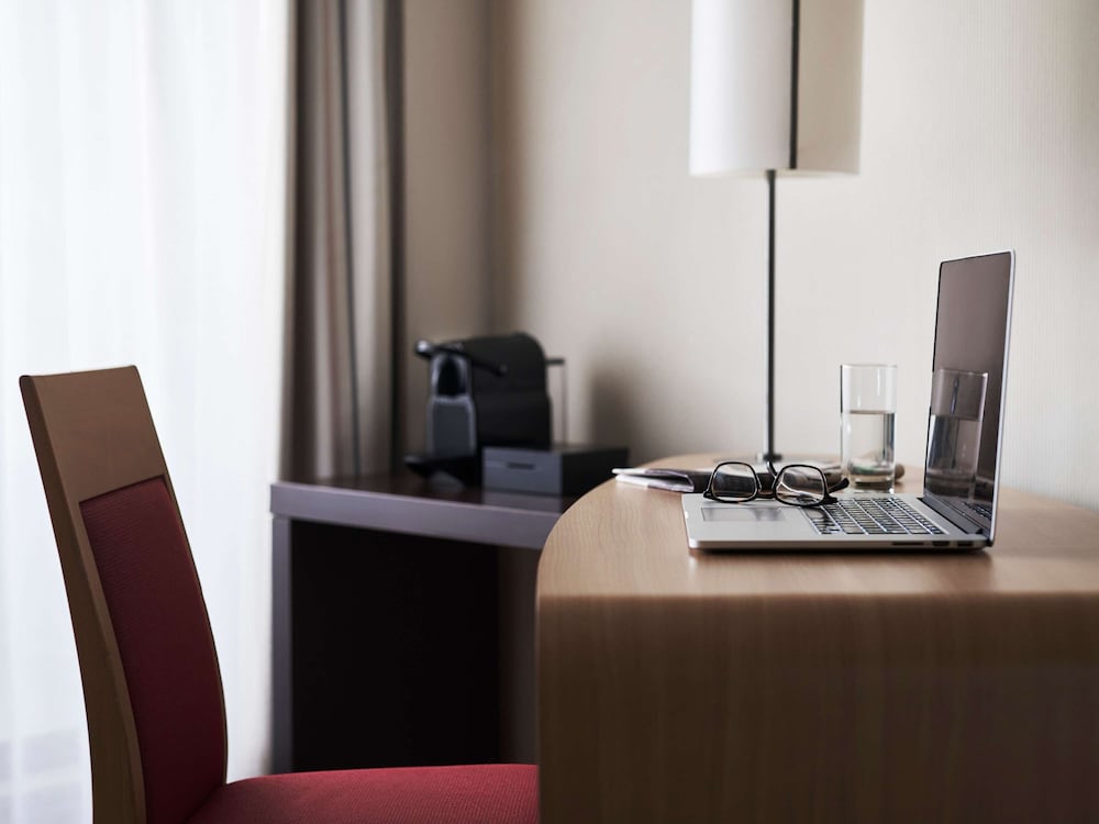 Executive Room With Balcony, 1 double bed or 1 double bed with sofa bed - Photo 14