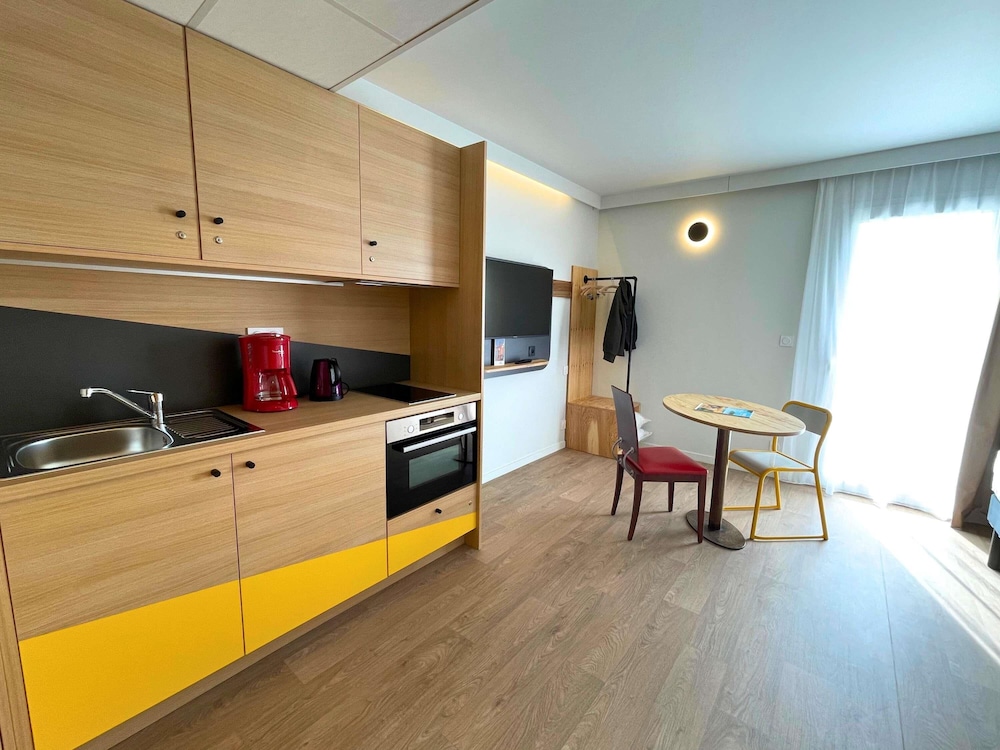 Room (Long stay. 2 people) photo 1