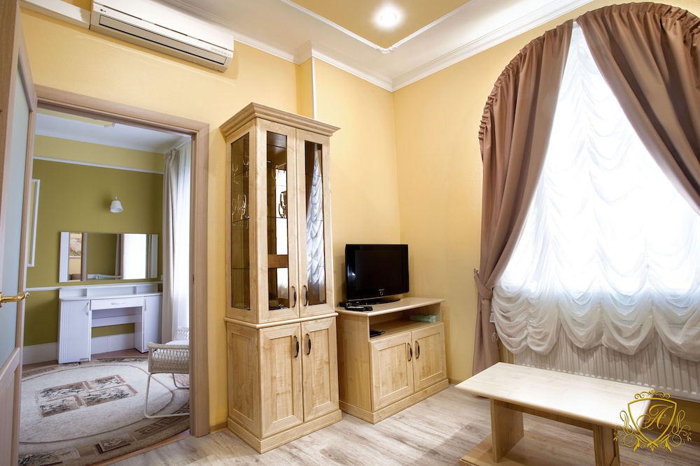 Suite, Balcony photo 3